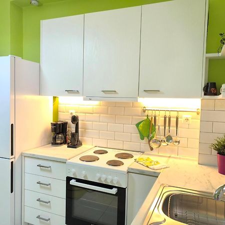 Casa Bonita, House With Private Entrance And Garden, Between Center And Sea Atenas Exterior foto